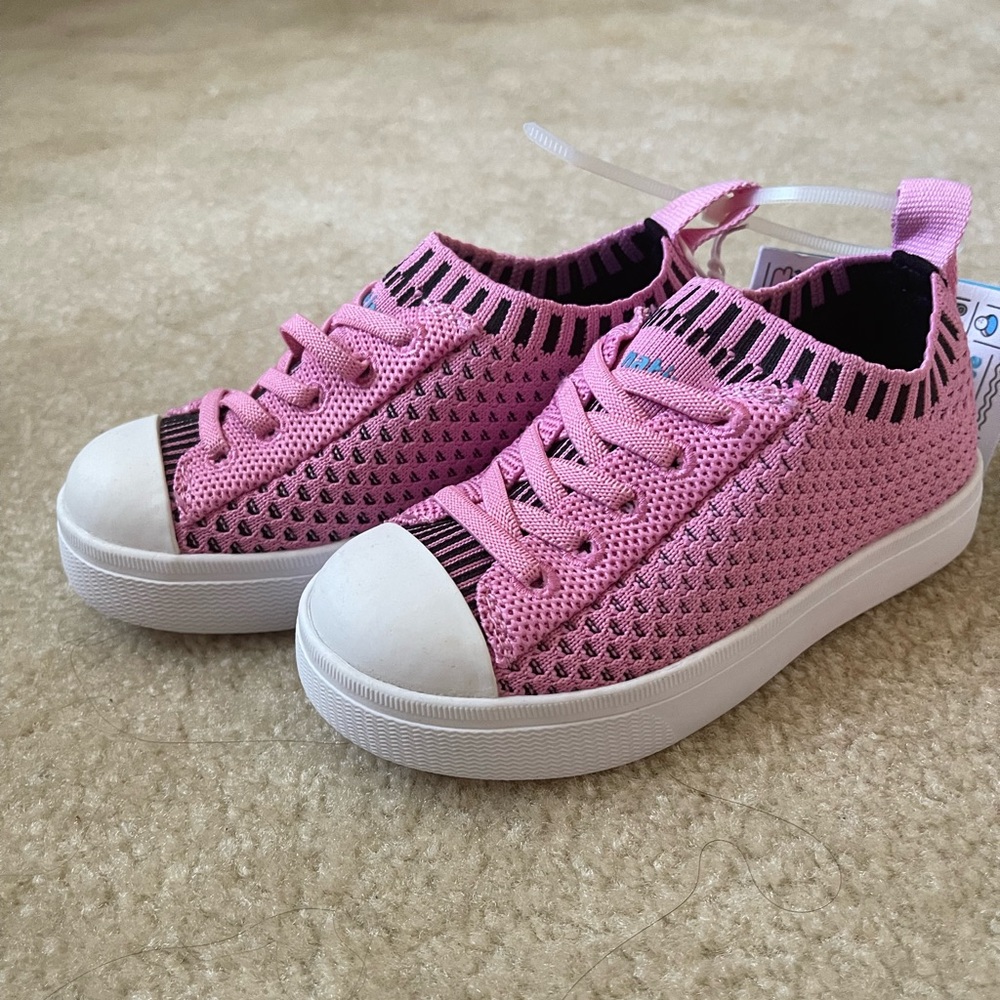 Brand new with tag Native kids shoes size 9